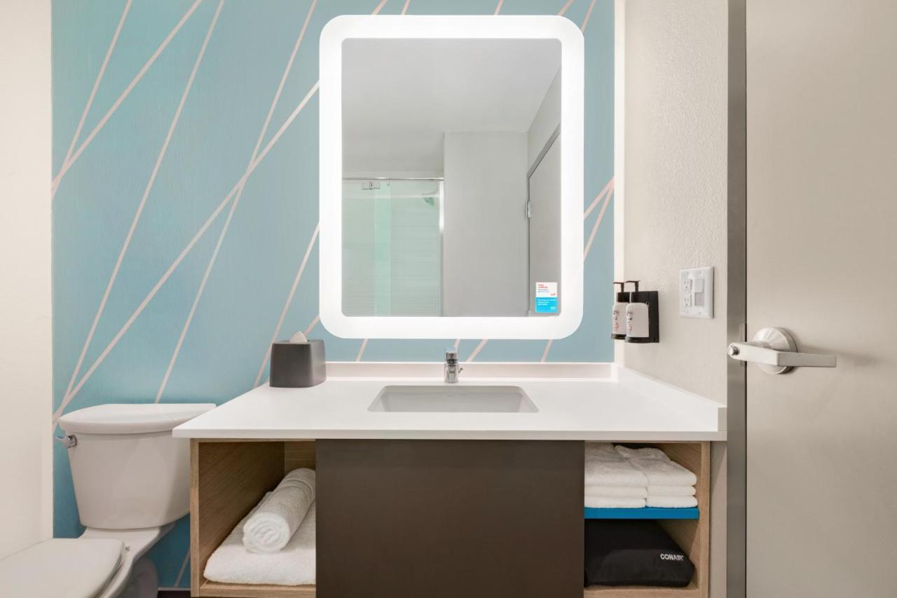 Avid Hotels Milwaukee West - Waukesha By Ihg Pewaukee المظهر الخارجي الصورة