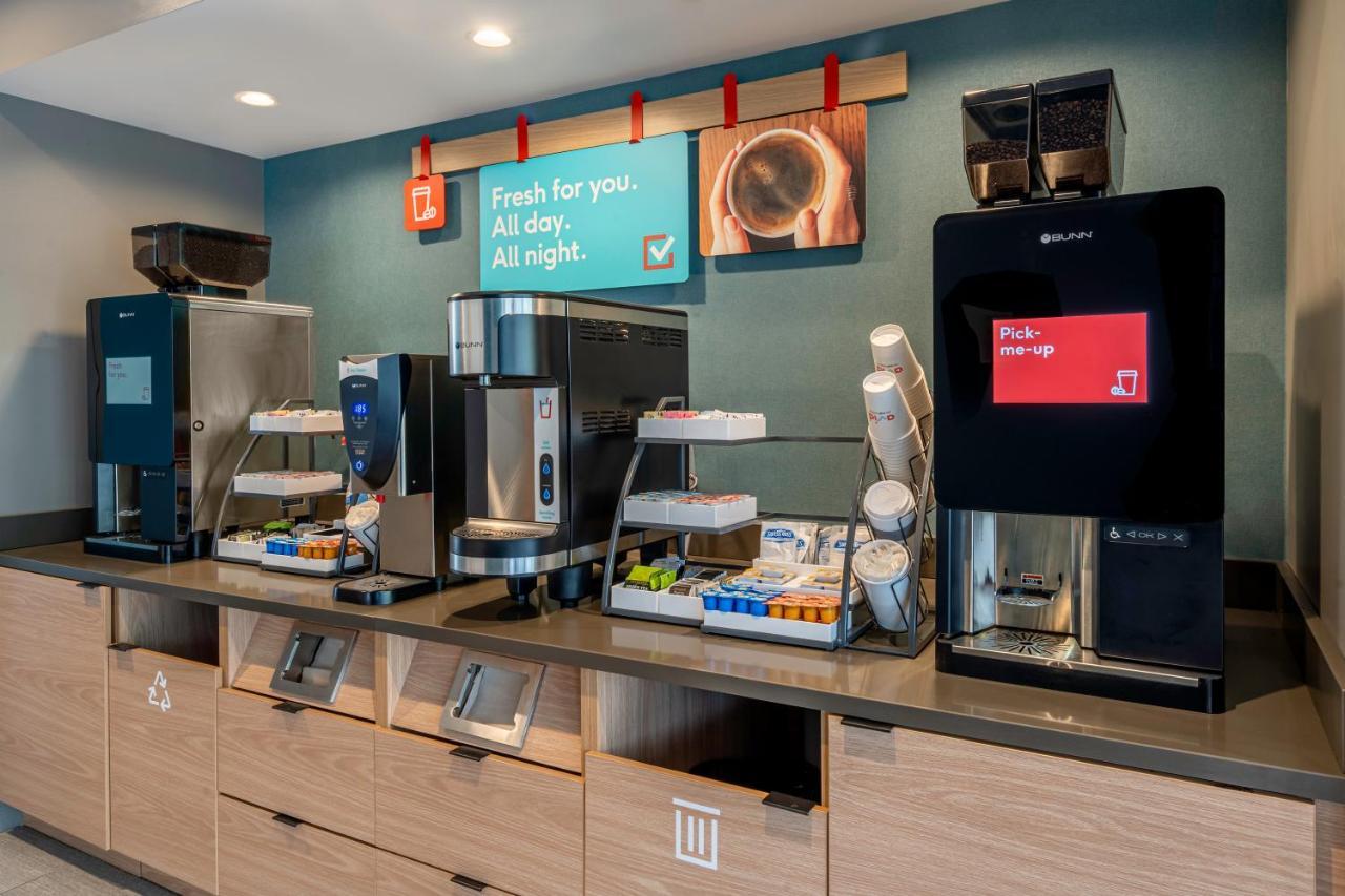 Avid Hotels Milwaukee West - Waukesha By Ihg Pewaukee المظهر الخارجي الصورة