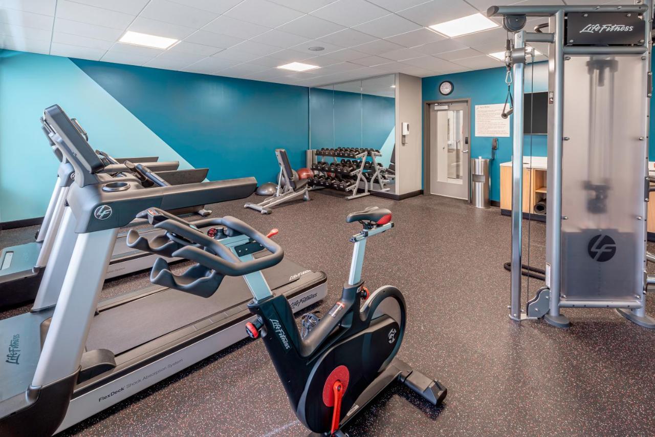 Avid Hotels Milwaukee West - Waukesha By Ihg Pewaukee المظهر الخارجي الصورة