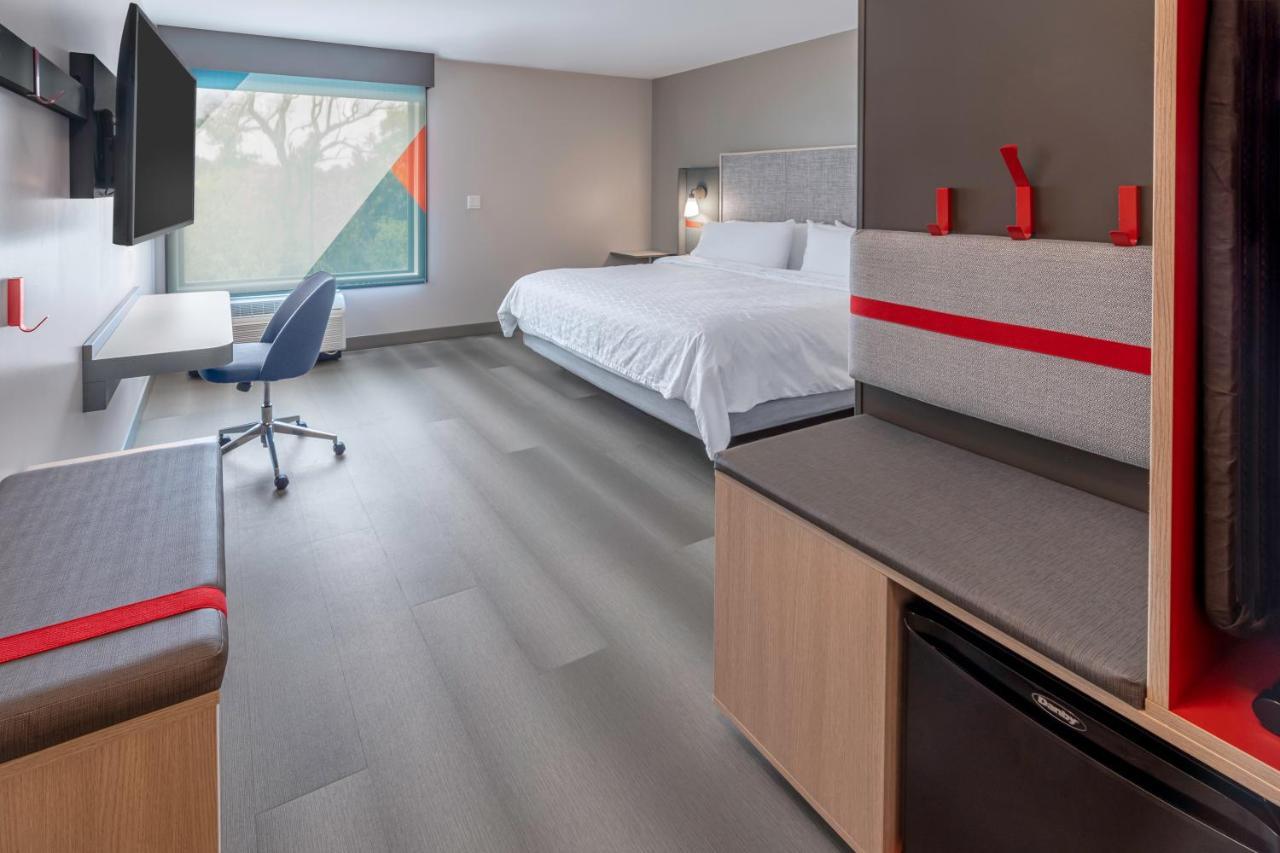 Avid Hotels Milwaukee West - Waukesha By Ihg Pewaukee المظهر الخارجي الصورة